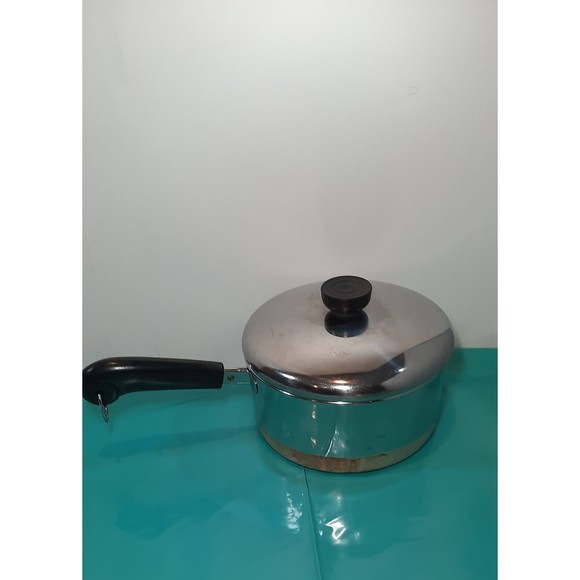 Revere Ware Kitchen 2 Quart Revere Ware Sauce Pot With Lid Made In